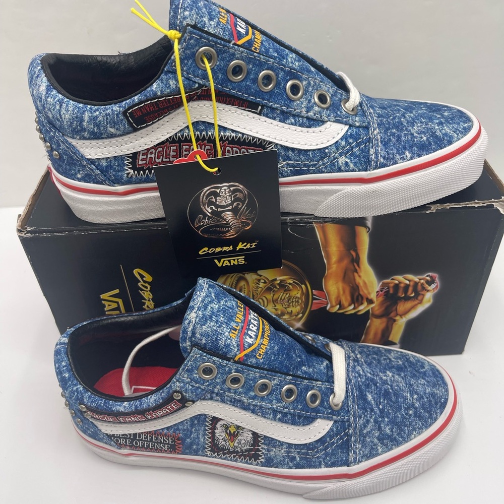 Vans WMNS Old Skool
Cobra Kai Multi/True White Sneakers 
VN0A3WKT6GL - Picture 15 of 16